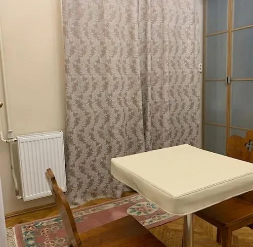 Апартаменты Location For One Person