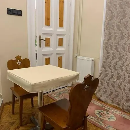 דירה Location For One Person